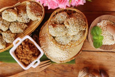 Tatlılar susam ve susam tohumu lezzetli