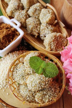 Tatlılar susam ve susam tohumu lezzetli