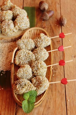 Tatlılar susam ve susam tohumu lezzetli