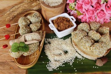 Tatlılar susam ve susam tohumu lezzetli