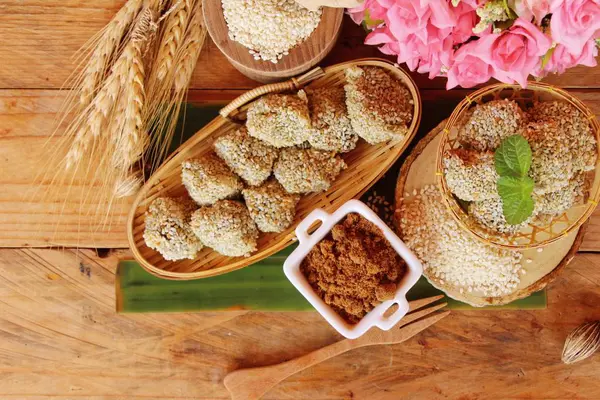 Tatlılar susam ve susam tohumu lezzetli