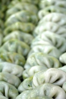 sarımsak chives ile lezzetli dolma pişmiş hamur tatlısı