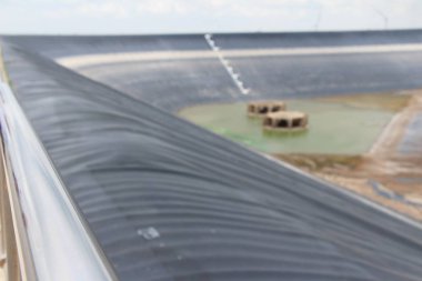 Barajı su depolama için elektrik olduğunu