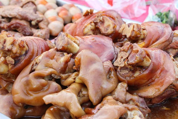 Sokak gıda lezzetli komposto domuz bacak — Stok fotoğraf