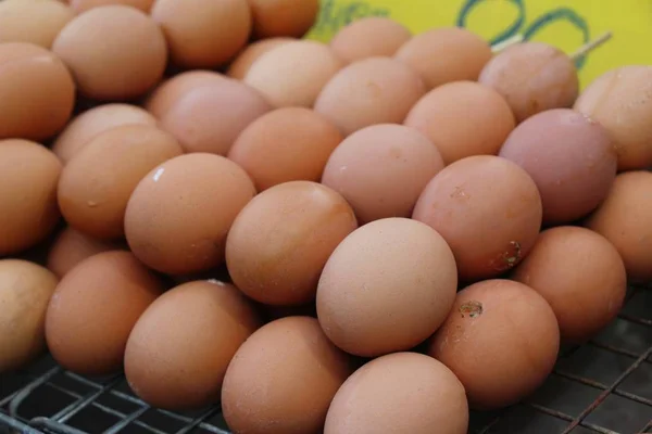 Grillad ägg är läckra i gata mat — Stockfoto