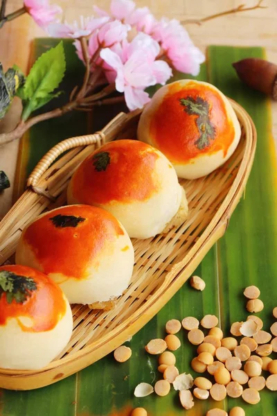 Festival moon pasta - Çin kek ve çay