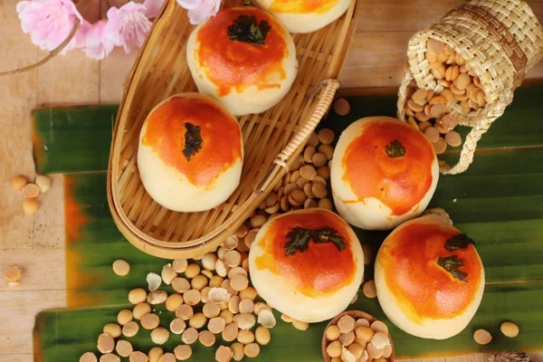 Festival moon pasta - Çin kek ve çay