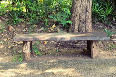 Bahçe vintage tarzı ahşap sandalye