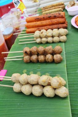 ızgara sosis ve köfte lezzetli