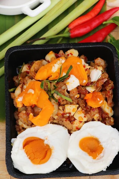 Domuz eti biber salamura yumurtayla lezzetli Yapıştır