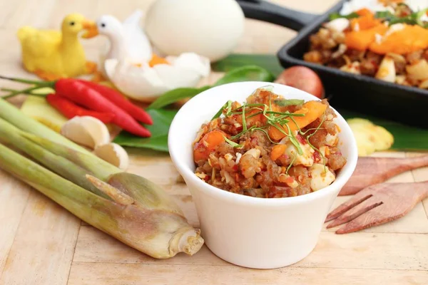 Domuz eti biber salamura yumurtayla lezzetli Yapıştır