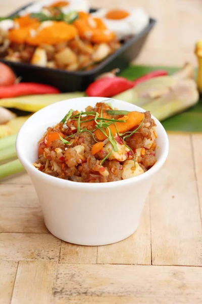 Domuz eti biber salamura yumurtayla lezzetli Yapıştır