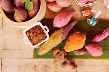 Tatlı şeker ile haşlanmış patates