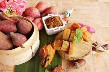 Tatlı şeker ile haşlanmış patates