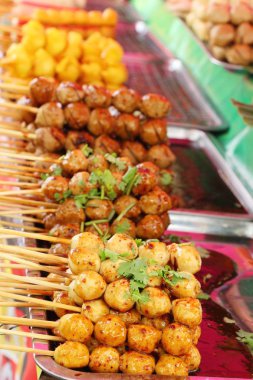 ızgara sosis ve köfte lezzetli