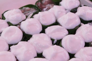 Hindistan cevizi krem Tepesi pudingle lezzetlidir