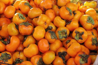 Trabzon hurması meyve sokak gıda lezzetlidir