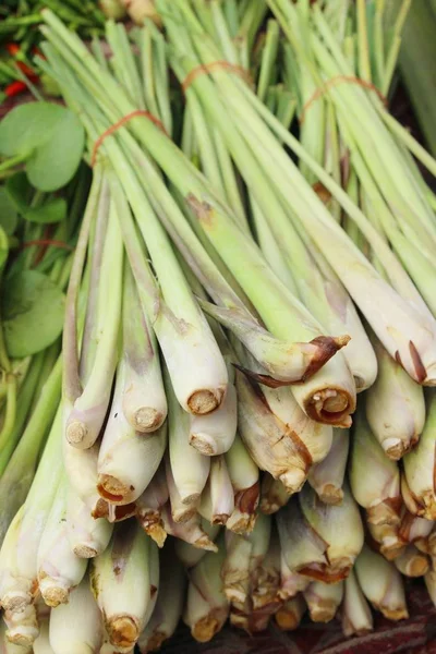 Taze limon otu içinde belgili tanımlık çarşı