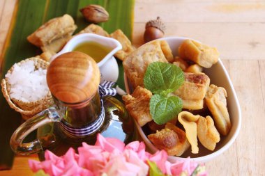 Yemek için domuz eti ile domuz yağı