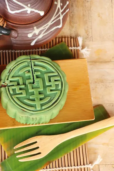 Festival moon pasta - Çin kek ve çay