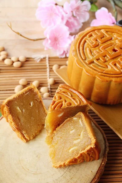 축제 달 케이크-중국 케이크 및 차 — 스톡 사진