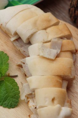 Vietnamca ekmek dilimleri soslu lezzetli