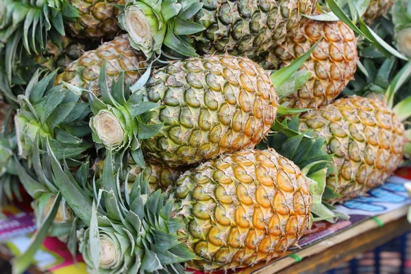 Fresh pineapple is delicious in street food — Stock Photo, Image