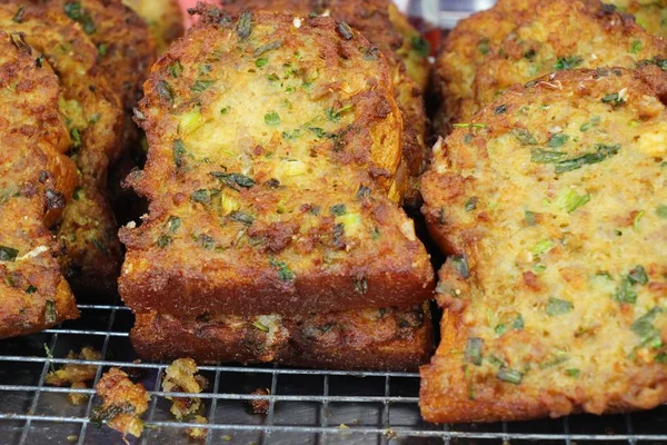 Fried bread with minced pork spread , Thai food — Stock Photo, Image