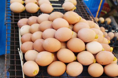 Kızarmış yumurta sokak gıda lezzetli 