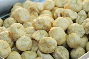 Kızarmış köfte sokak gıda lezzetli 