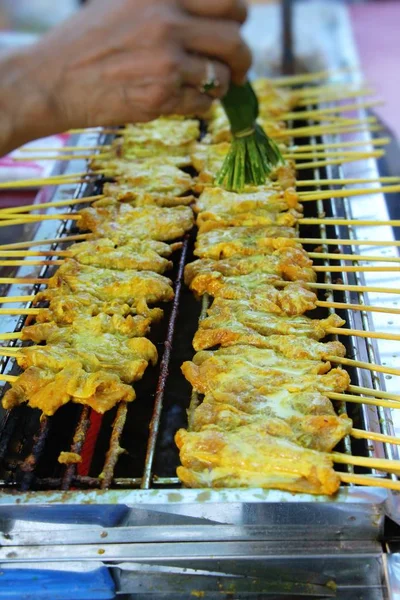 Grilled pork satay on stove ,street food — Stock Photo, Image