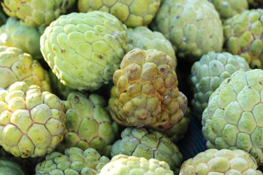 Şeker elma içinde belgili tanımlık çarşı lezzetlidir