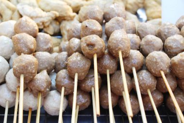 ızgara sosis ve köfte lezzetli