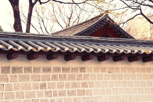 Mur traditionnel de l'ancienne architecture coréenne — Photo