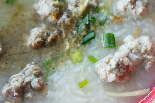 Boiled rice with pork is delicious — Stock Photo, Image