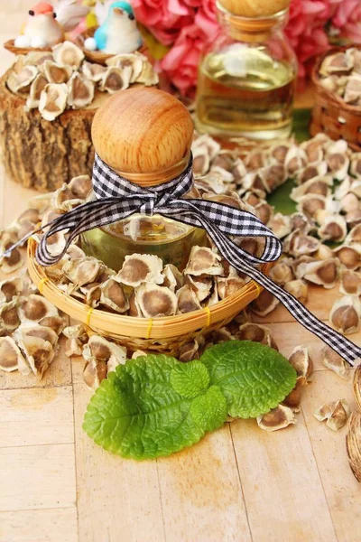 Moringa Oleifera Oil Seeds Wood Background — Stock Photo, Image