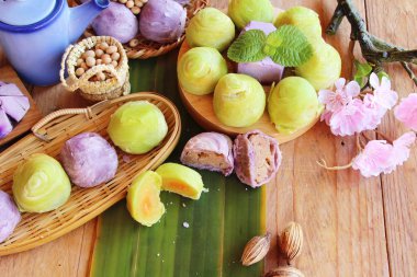 Festival moon pasta - Çin kek ve çay