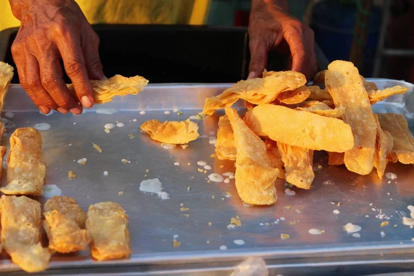 Crispy roti is delicious at street food — Stock Photo, Image