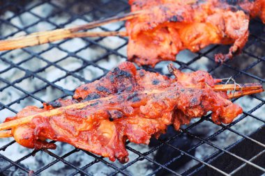 Izgara tavuk içinde belgili tanımlık çarşı lezzetlidir