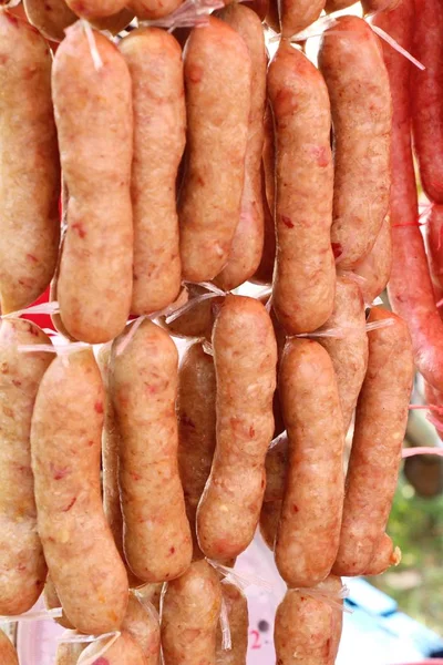 Salsicha grelhada Ásia é delicioso no mercado — Fotografia de Stock