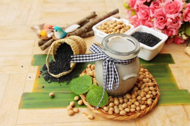 Soya Fasulye sütü karıştırın siyah susam lezzetli