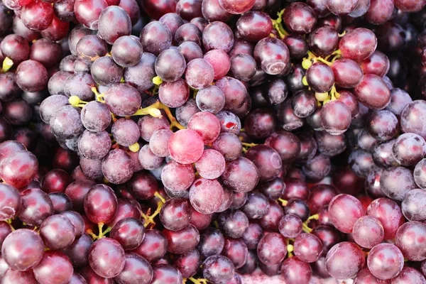 Fresh fruit grapes delicious at street food — Stock Photo, Image