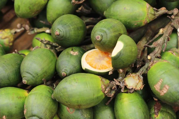 Betel palm met de natuur op de markt — Stockfoto