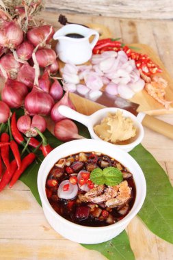 Tatlı balık sosu Kupası lezzetlidir