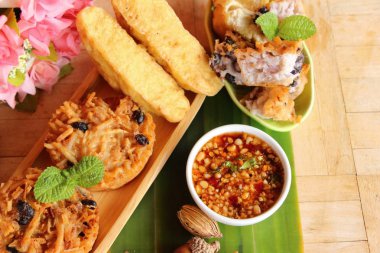 Taro tatlı ve kızarmış tofu, Çin yemeği