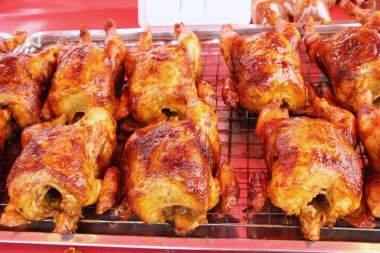 Izgara tavuk içinde belgili tanımlık çarşı lezzetlidir