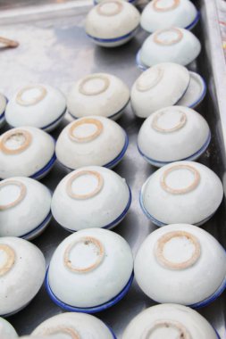 Hindistan cevizi sütü muhallebi sokak gıda lezzetli