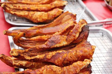 Domuz kuyruğu sokak gıda lezzetli ızgara