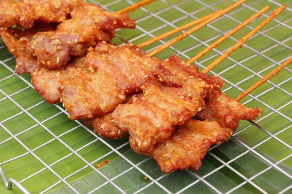 Geroosterde varkensvlees is heerlijk op straat eten — Stockfoto