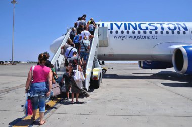 Marsa alam uçağı, Mısır / Milano, Malpensa havaalanı..